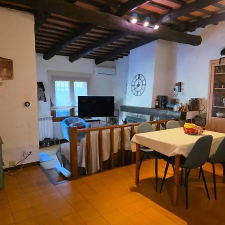Semi-detached House With Private Pool And Garden In * Begur