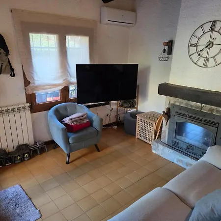 Ferienhaus Semi-detached House With Private Pool And Garden In *